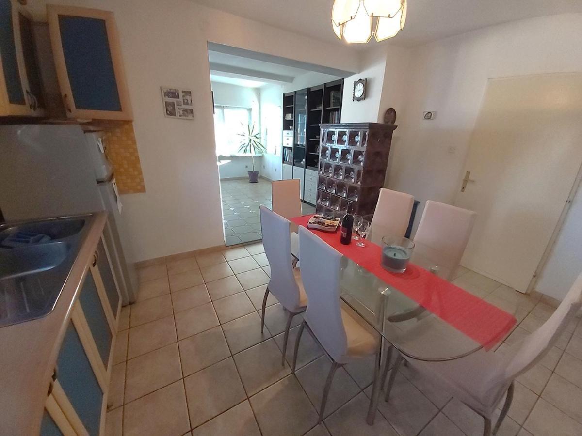 Apartments With A Parking Space Sali, Dugi Otok - 8181 المظهر الخارجي الصورة