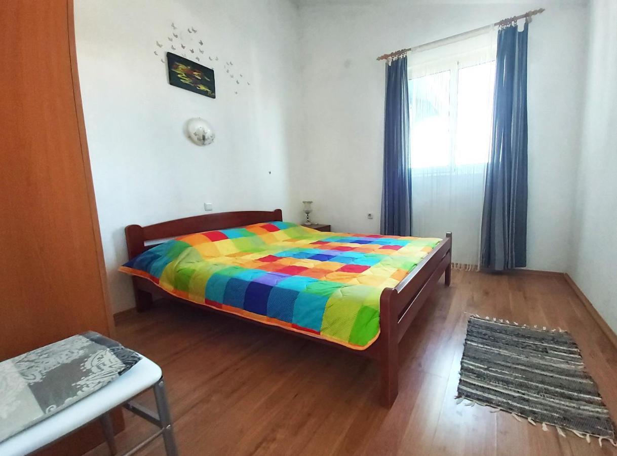 Apartments With A Parking Space Sali, Dugi Otok - 8181 المظهر الخارجي الصورة
