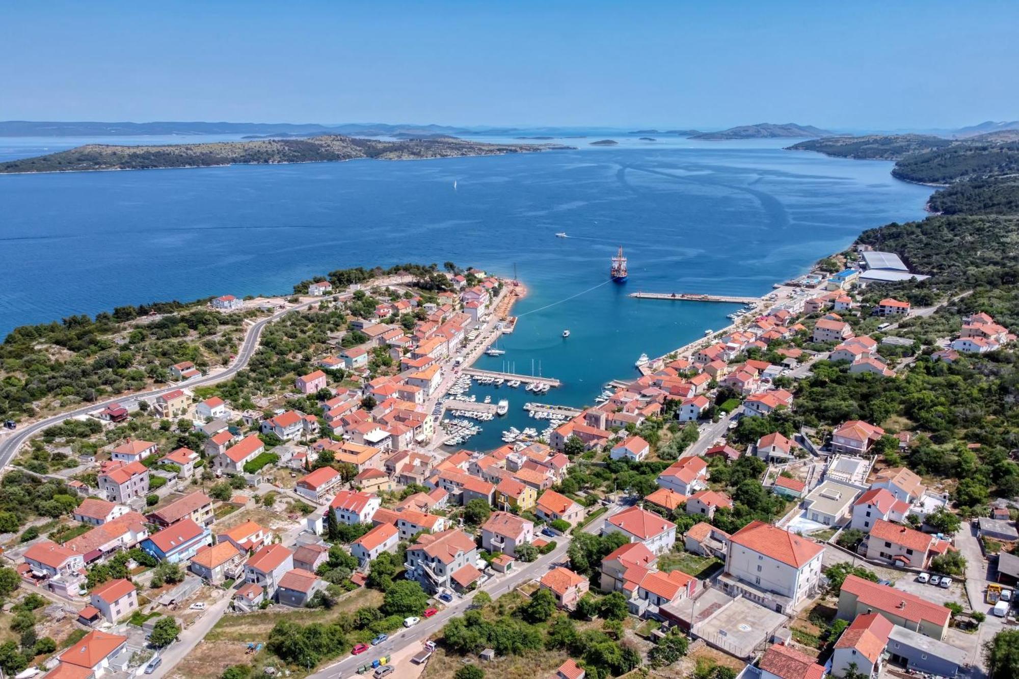 Apartments With A Parking Space Sali, Dugi Otok - 8181 المظهر الخارجي الصورة